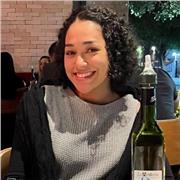 Uma pessoa apaixonada por ensinar! Venha comigo aprender de uma forma leve e descomplicada